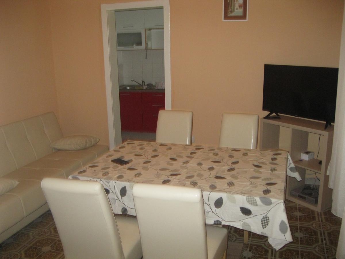 Apartments Radic Traù Esterno foto